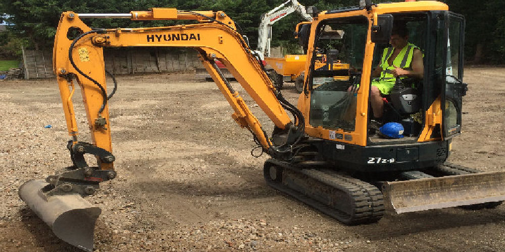 Waveney Grab Hire Diss Digger Hire & Dumper Hire in Diss and